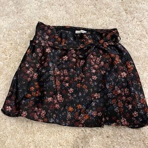 Abercrombie & Fitch XS satin floral mini wrap skirt